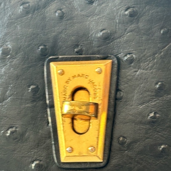 Marc by Marc Jacobs handbag - Picture 3 of 9